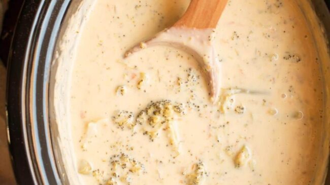 Slow Cooker Broccoli Cheese Soup